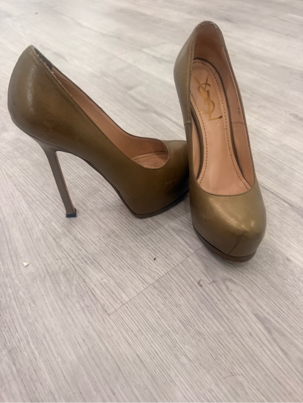 Yves Saint Laurent Olive Leather Platform Stiletto Pumps